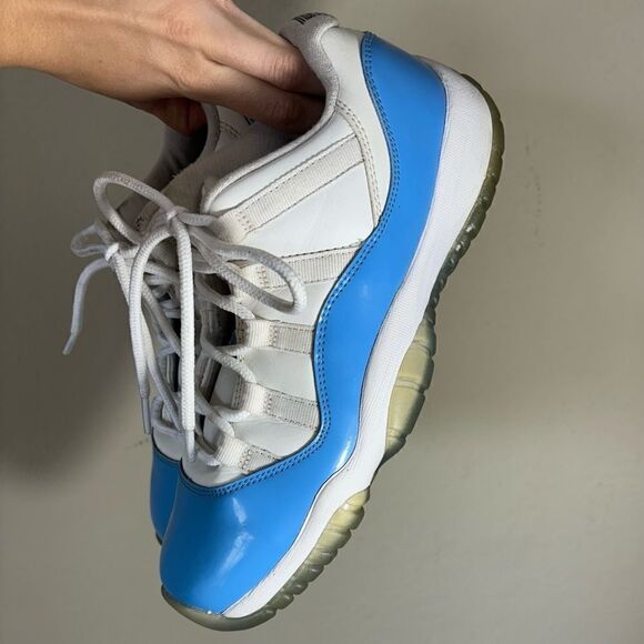 Nike Air Jordan 11 Retro UNC White Blue Sneakers Size 7 - Picture 9 of 12